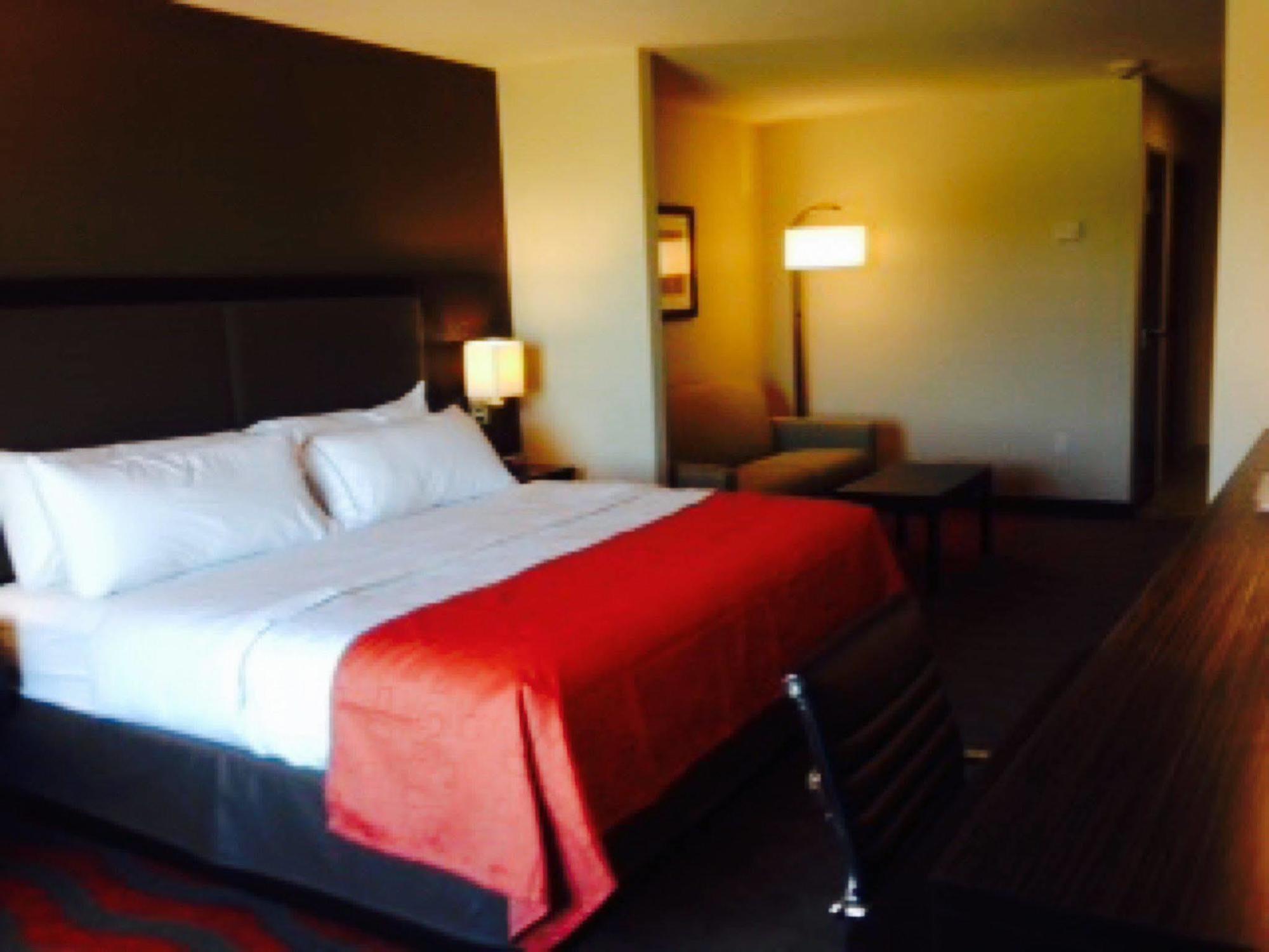 Holiday Inn Express Hotel & Suites Glasgow By Ihg Eksteriør bilde
