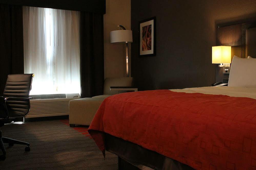 Holiday Inn Express Hotel & Suites Glasgow By Ihg Eksteriør bilde
