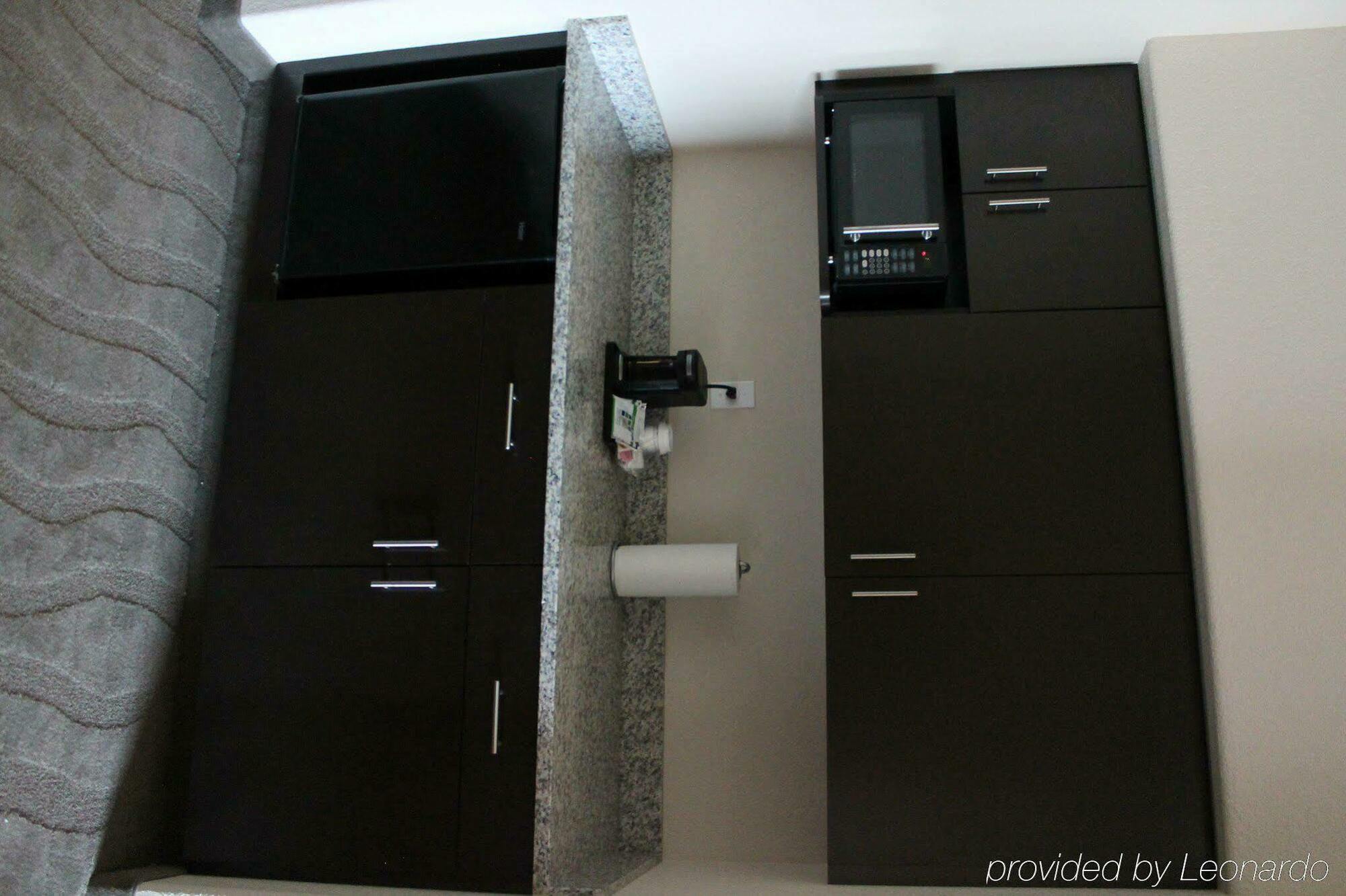 Holiday Inn Express Hotel & Suites Glasgow By Ihg Eksteriør bilde